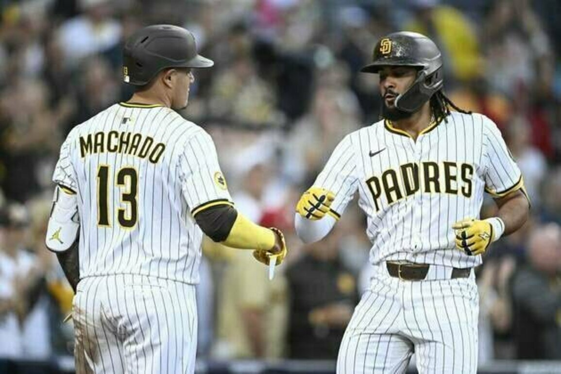 Padres look to ride momentum of 9th-inning fireworks against Nationals