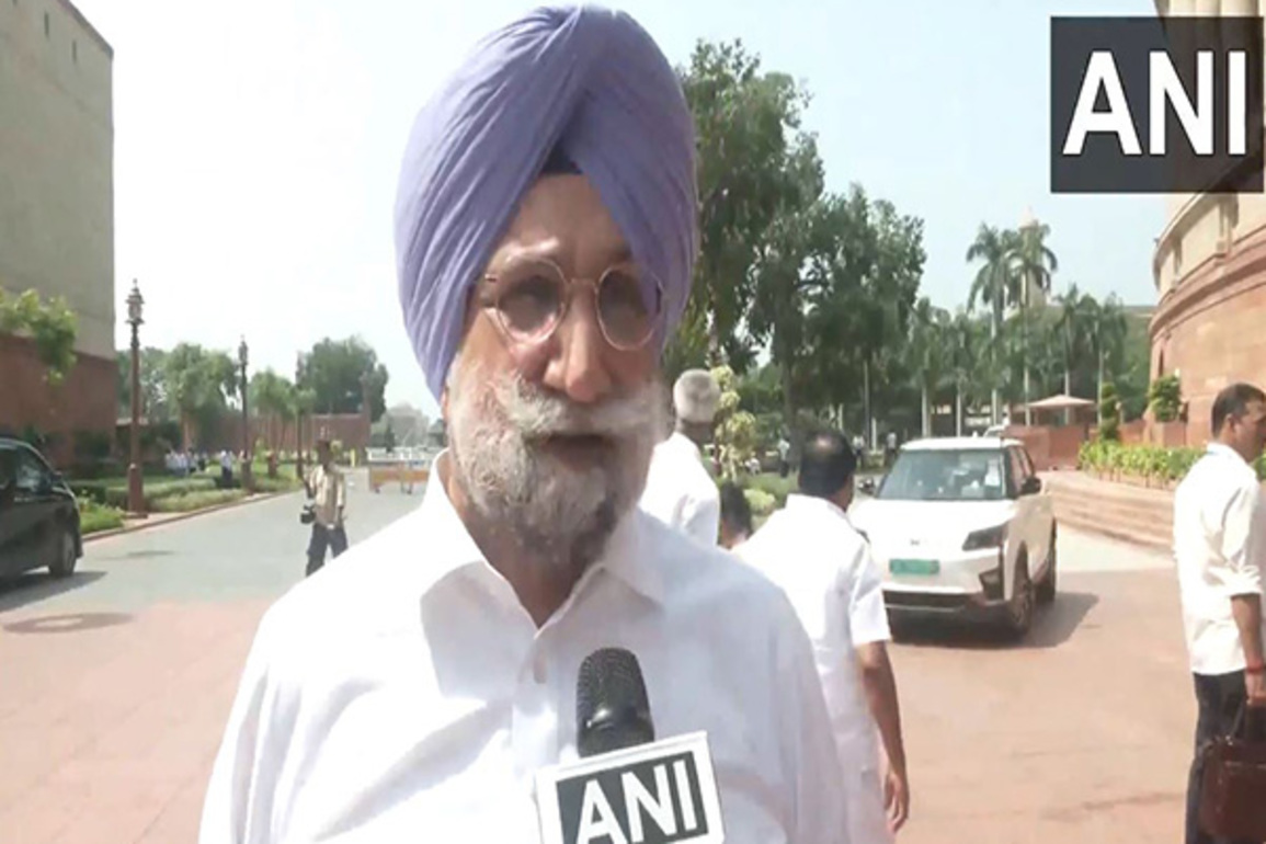 "Election Commission has become BJP's party office": Congress's Sukhjinder Singh Randhawa