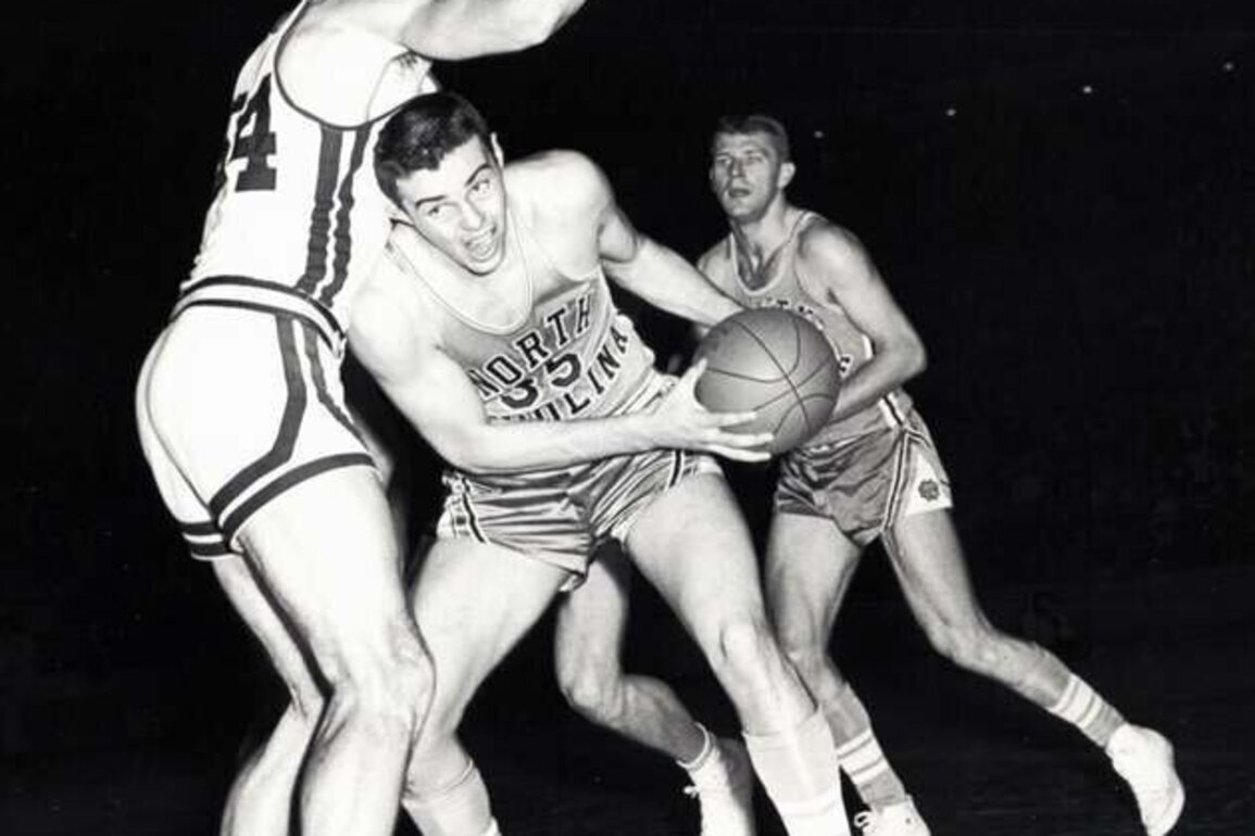 Former Nuggets coach Doug Moe dies at 87