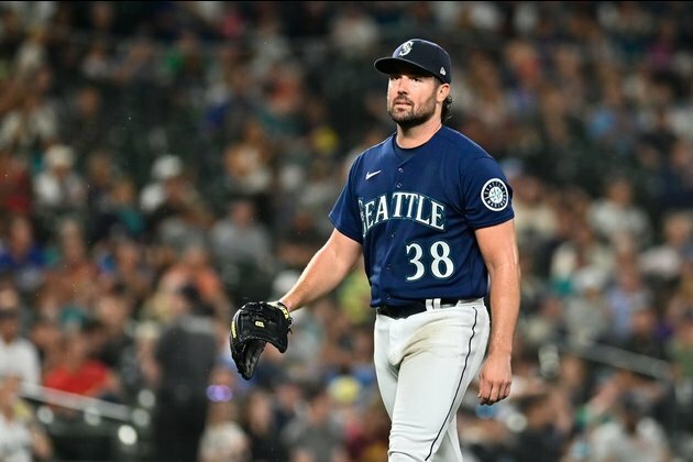 Mariners face Rangers again, move closer to playoffs