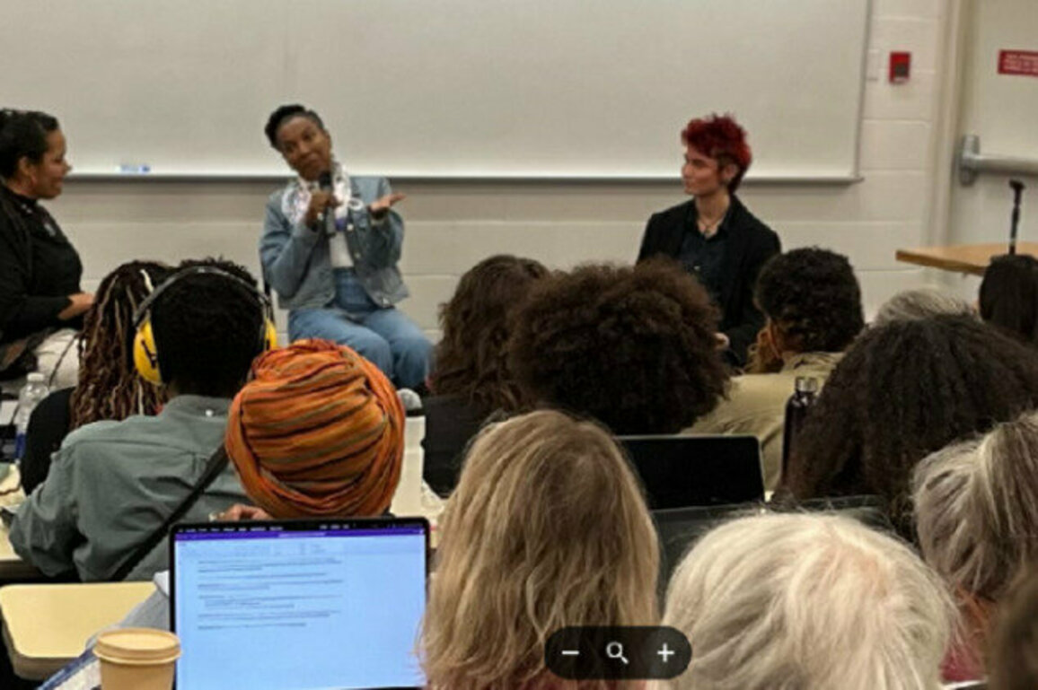 Between intersectionality and intersections: theories and urgent actions with Kimberle Crenshaw