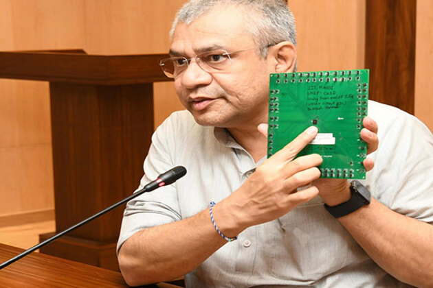 20 indigenous student-designed chips taped out from SCL Mohali: Ashwini Vaishnaw