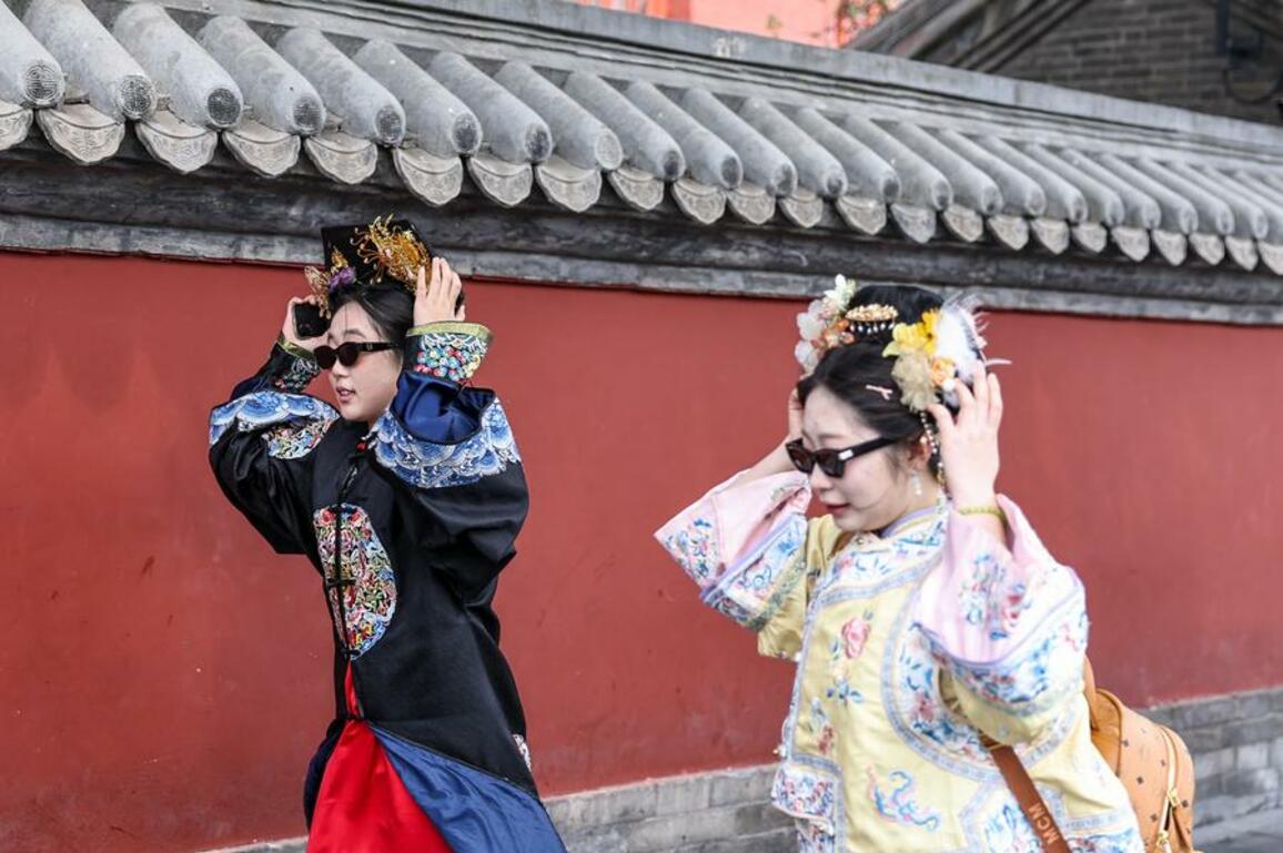 Fierce gales sweep northern China