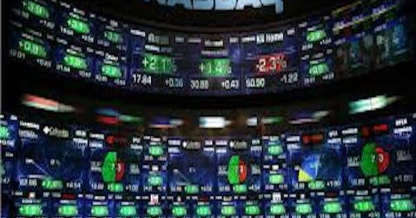 Tech stocks take center stage on Wall Street Wednesday