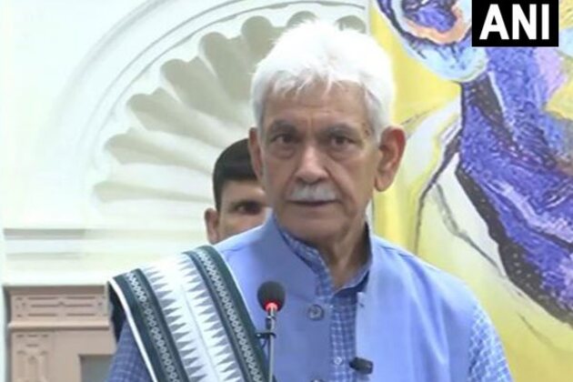 J-K LG Manoj Sinha reviews rescue ops in Kishtwar flash floods, directs officials to provide immediate supplies