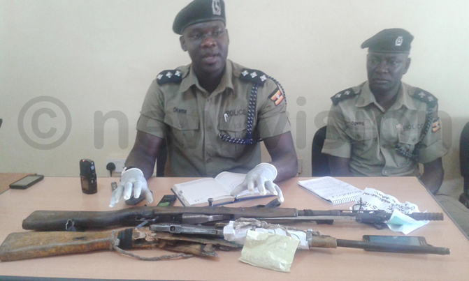 Police recovers guns, ammunition from suspected robbers Police recovers guns, ammunition from suspected robbers