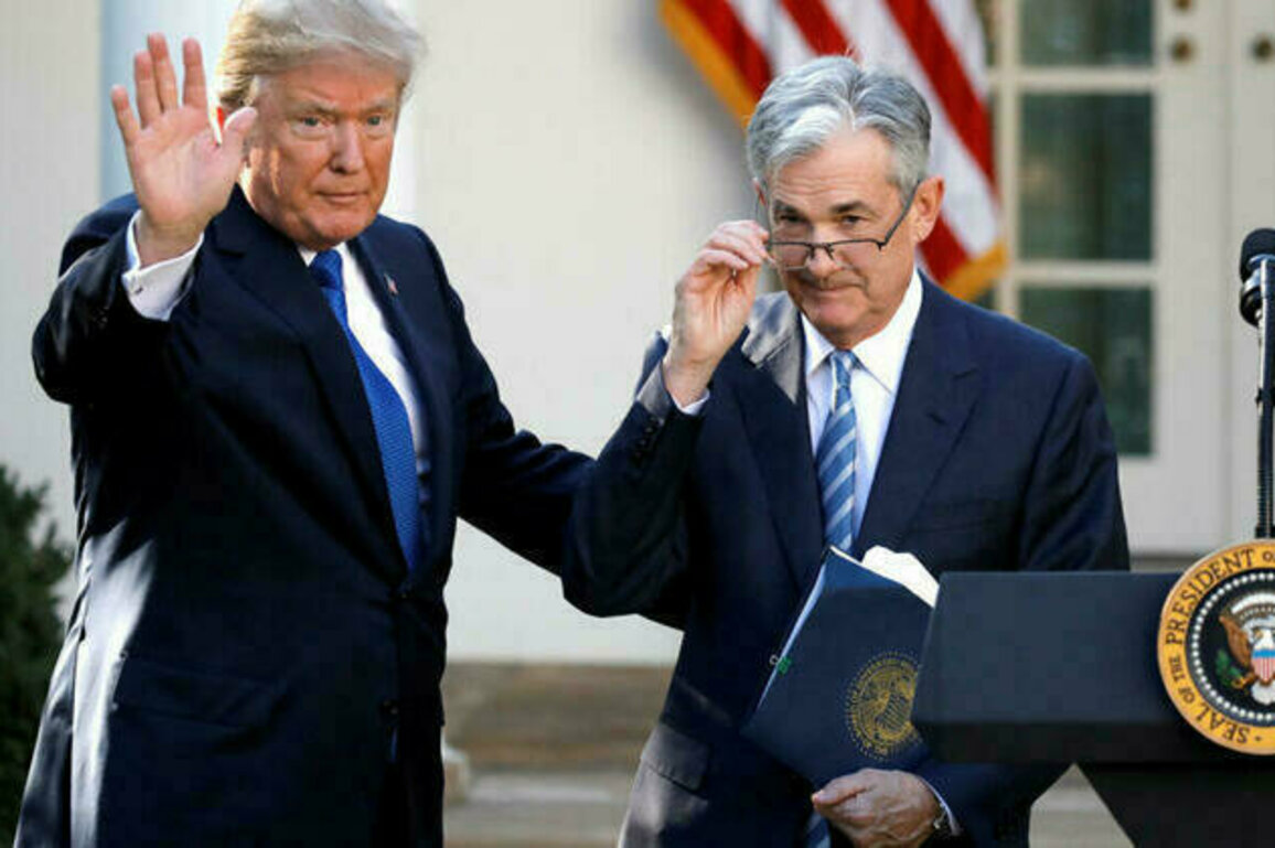 US stocks and dollar slump again as Trump attacks Fed chief