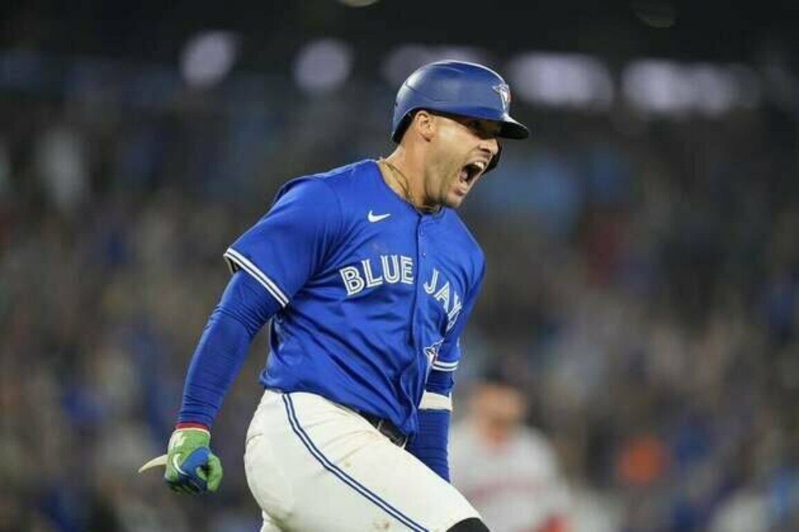 Blue Jays hold key edges vs. Yankees, try to shake recent playoff history