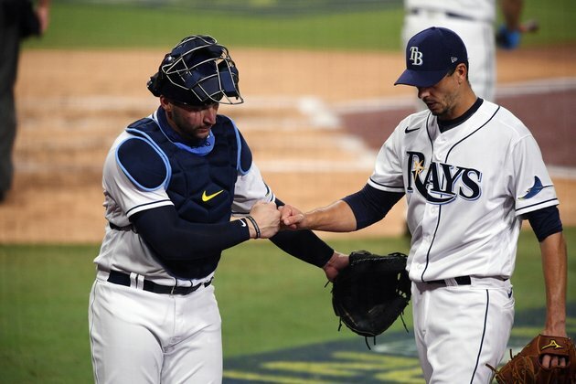 Rays decline contract options on RHP Morton, C Zunino