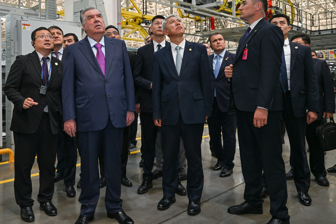 CHINA-CHONGQING-TAJIK PRESIDENT-ENTERPRISES-VISIT (CN)