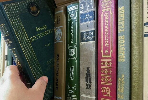 Russian books a huge threat to Ukraine official