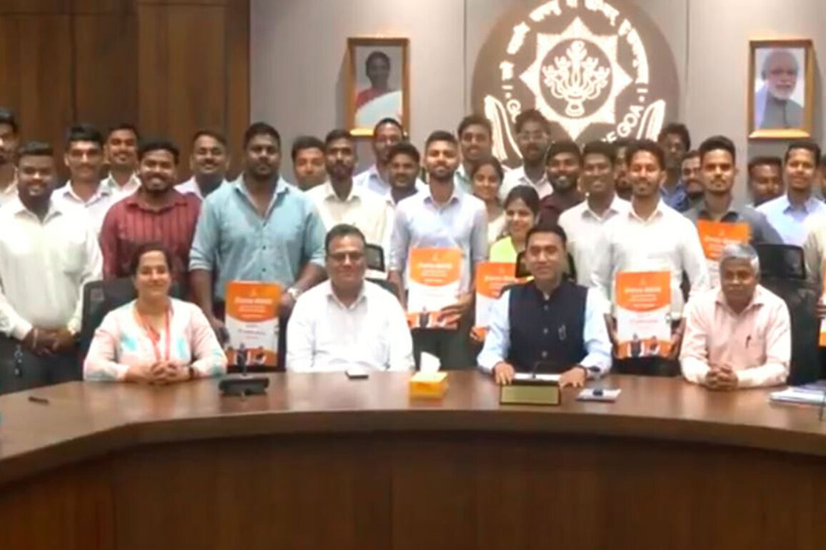 Goa CM Pramod Sawant distributes offer letters to children of freedom fighters, newly selected tax officers
