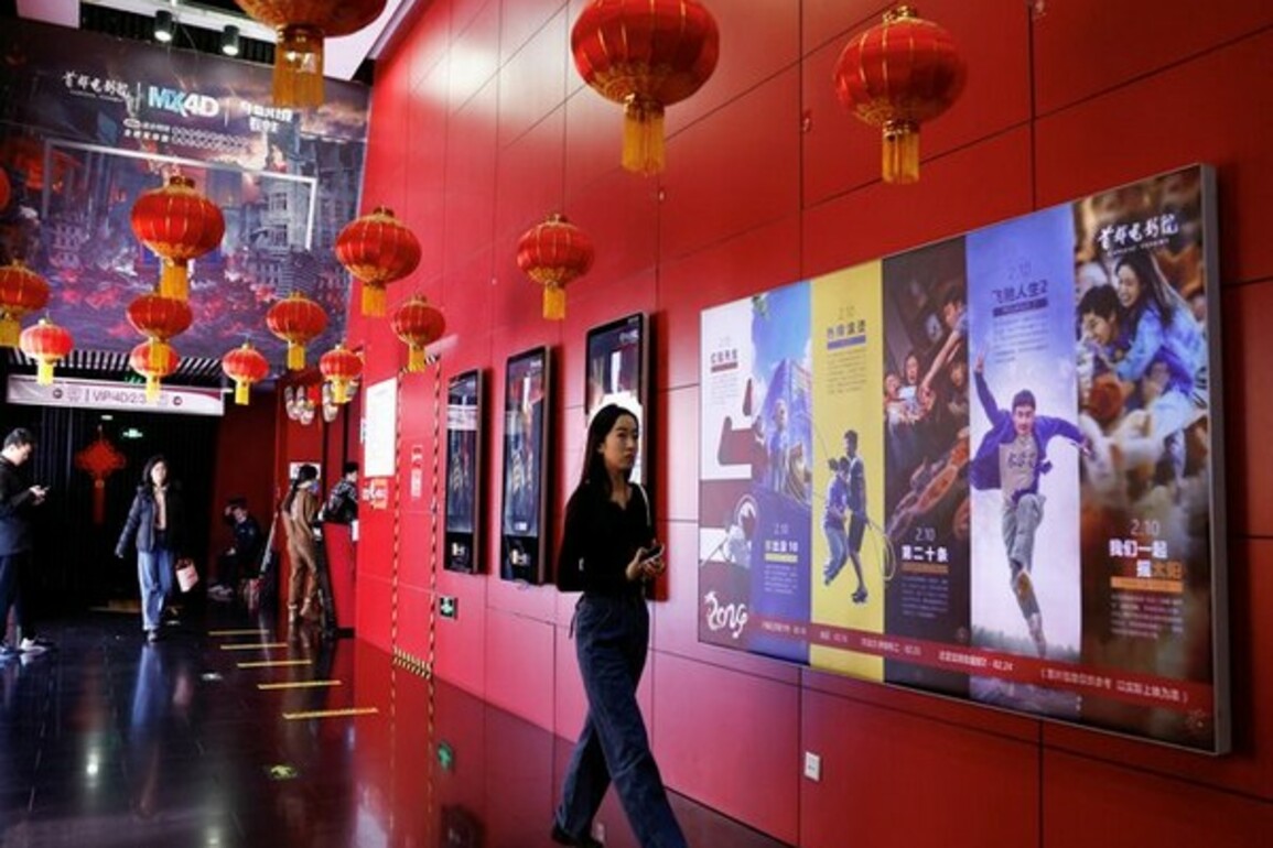 China to "moderately reduce" US film imports as trade war escalates