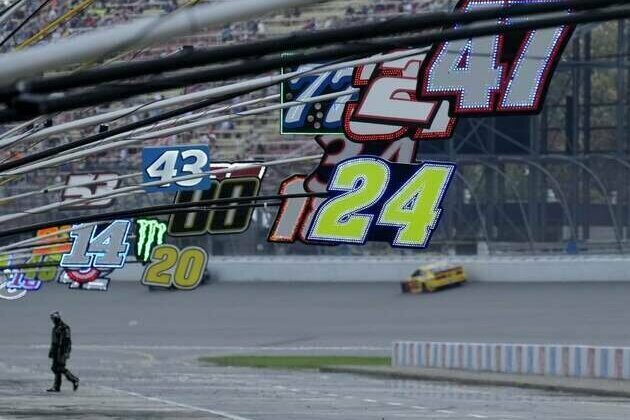 Miracle caution gives Steven Wilson record 7th iRacing win
