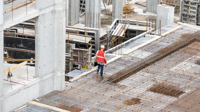 UK construction output still in decline, PMI finds