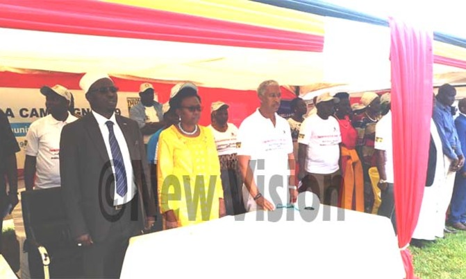 Mass vaccination campaign on measles, polio launched Mass vaccination campaign on measles, polio launched
