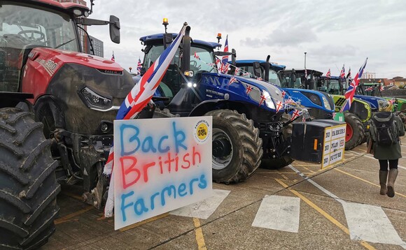 Save british farming rally london 53611493540 93b21308d5 h 580x358.jpg
