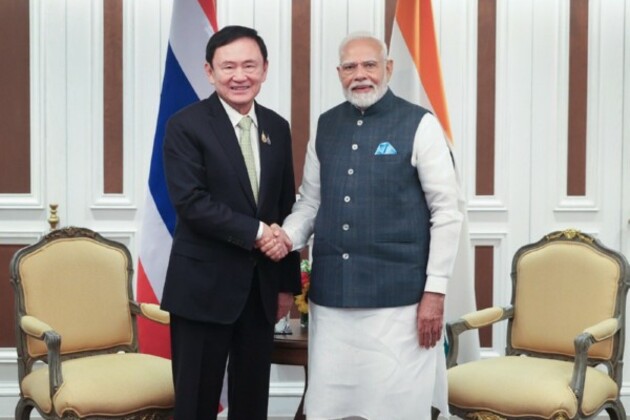 PM Modi meets former Thai PM Thaksin Shinawatra, calls him "great friend of India"