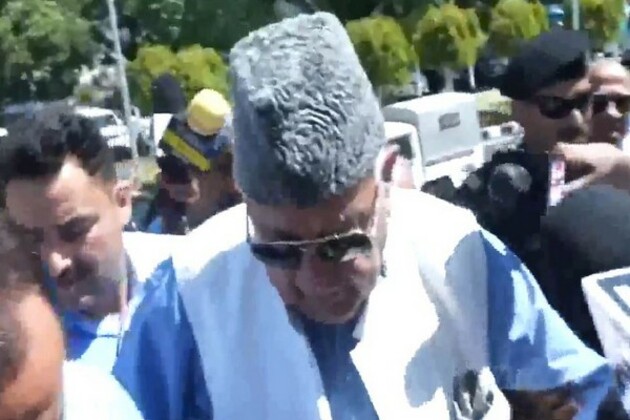 "Ask the PM what answer should be given to Pakistan": JK CM Omar Abdullah on Pahalgam attack