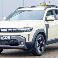 New Duster Converted Into Taxi in Germany Returns 22 km/l Mileage