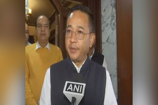 Sikkim CM expresses gratitude to President Murmu for releasing Constitution in nine regional languages