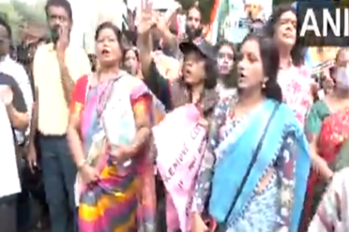 Protests erupt in Chennai against Supreme Court's order to move stray dogs to shelters in Delhi-NCR
