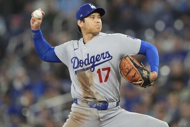 Blue Jays rally to edge Dodgers in World Series rematch
