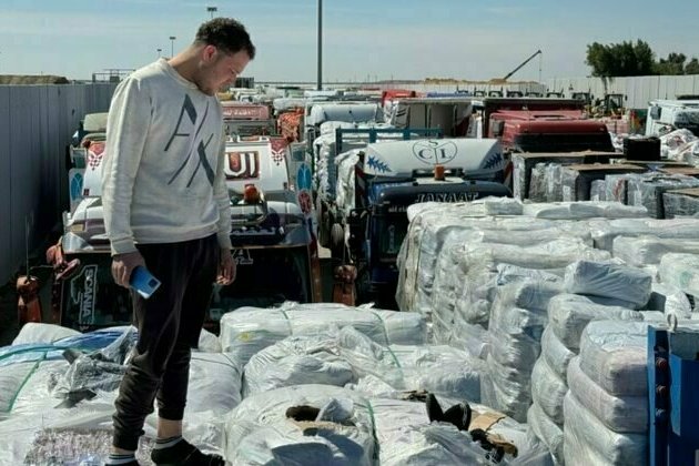 Humanitarians fearful for Gaza as Israel halts aid deliveries
