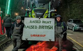'We will not go away' - Farmers take supermarket blockades into fourth consecutive week