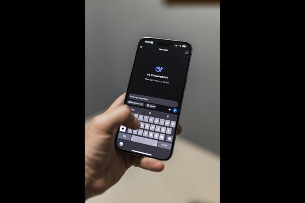 DeepSeek faces app store ban in Germany over data transfer fears
