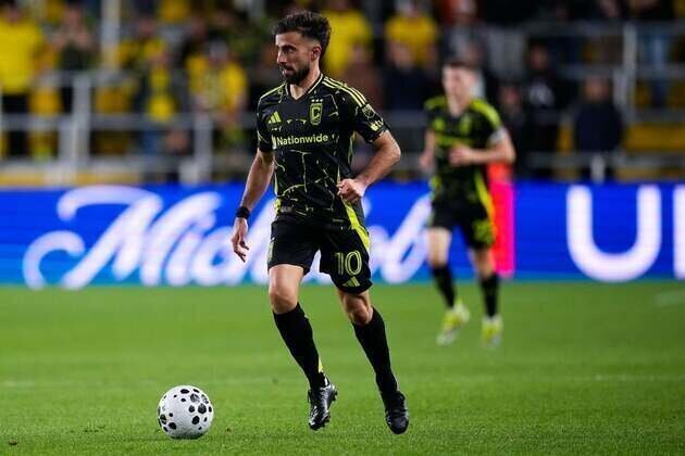 Crew end slide before World Cup break, beat Atlanta 2-0