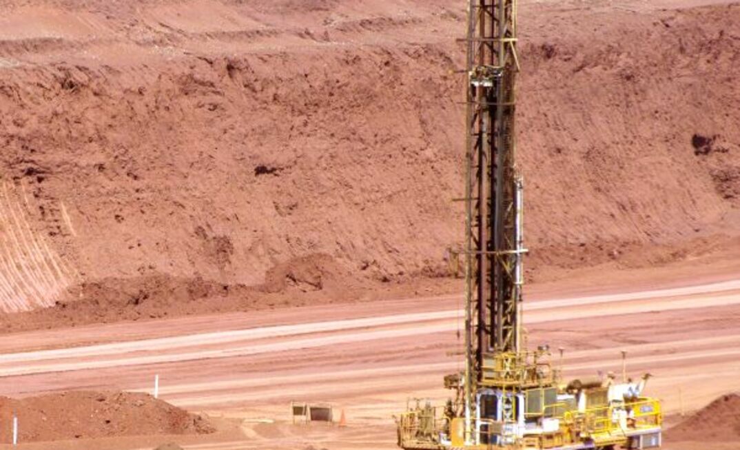 Robot drills roaming