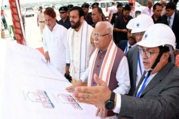 Haryana CM, Union Minister Manohar Lal visit Haryana Anu Vidyut Pariyojana in Fatehabad district