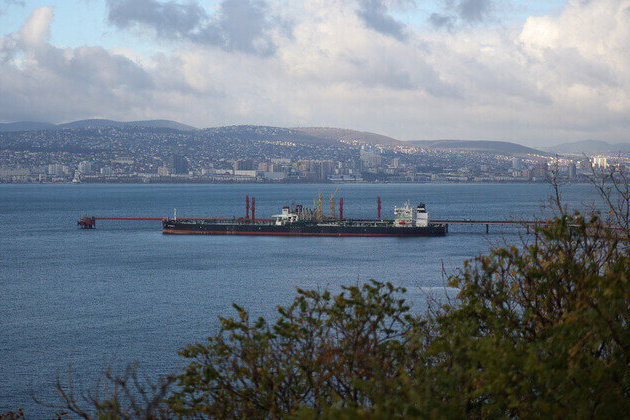 US reverses on pledge not to renew Russian oil waiver