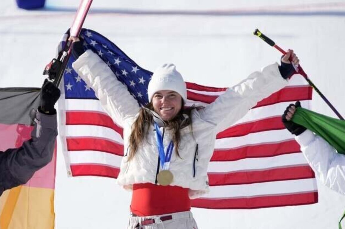 Cortina smiles on US skier Breezy Johnson after previous pain