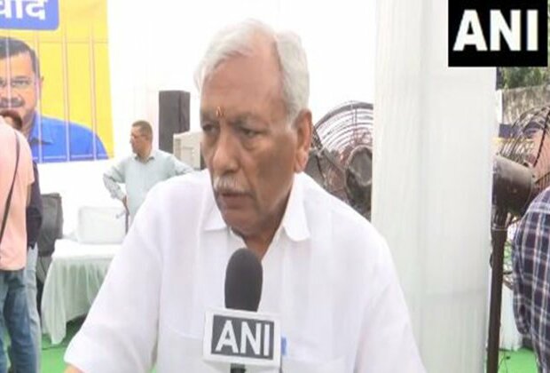 "Supporters of democracy are on day-long hunger strike": Delhi Assembly Speaker Ram Niwas Goel