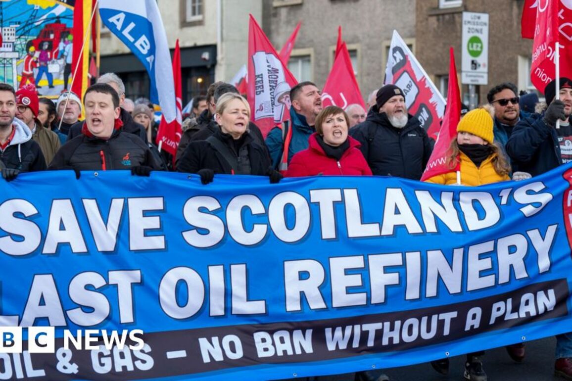 Grangemouth plans to be announced 'soon' - UK energy minister