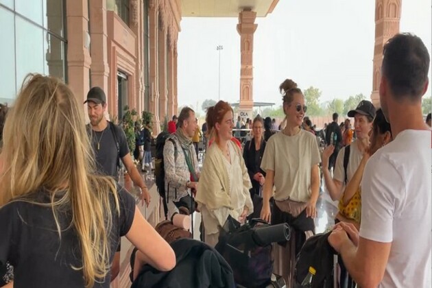 25-member American team arrives in Ayodhya for Ram Lalla's darshan