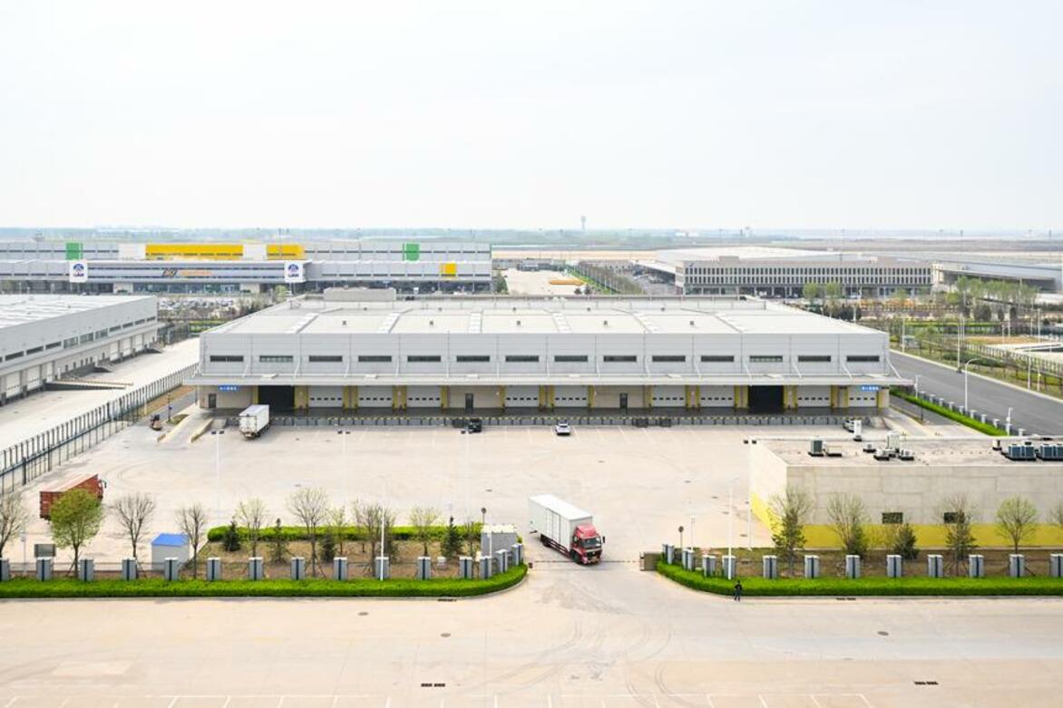 Comprehensive bonded zones fuel China's foreign trade growth