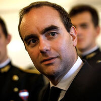 France’s new government seeks to calm markets, end chaos