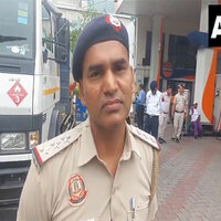 Delhi Police seizes 15-year-old petrol, 10-year-old diesel vehicles from petrol pump under scrappage rules