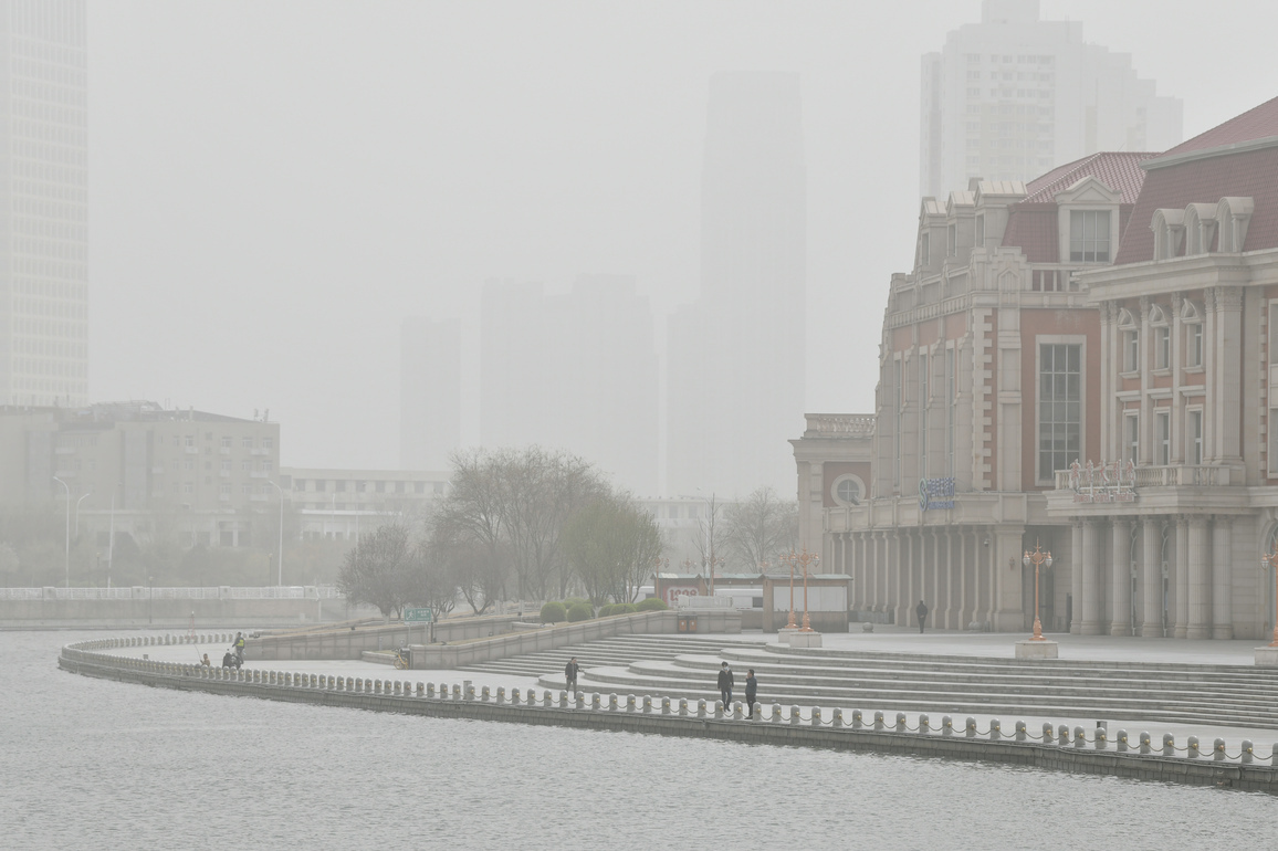 Dust storms found as "hidden drivers" of extreme rainfall and precipitation shifts
