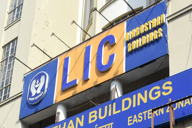 Govt launches 2.5% OFS in LIC; floor price fixed at Rs 382 per share, retail investors can bid on Wednesday