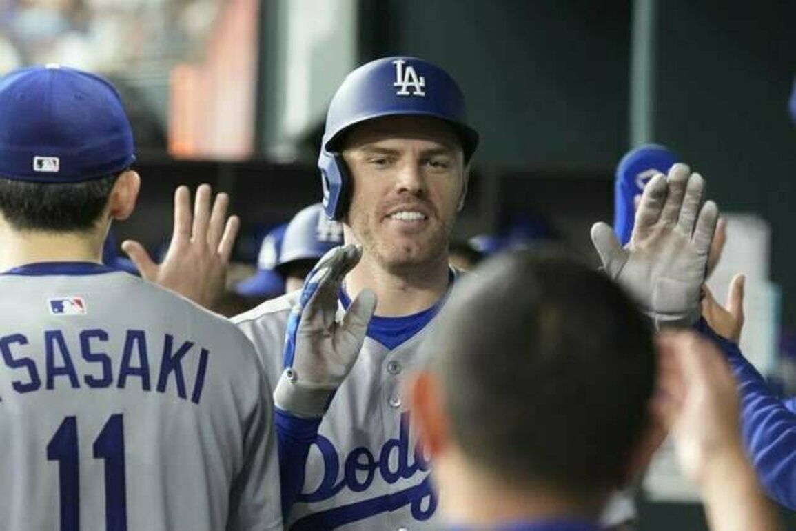 Adolis Garcia's walk-off blast allows Rangers to stun Dodgers