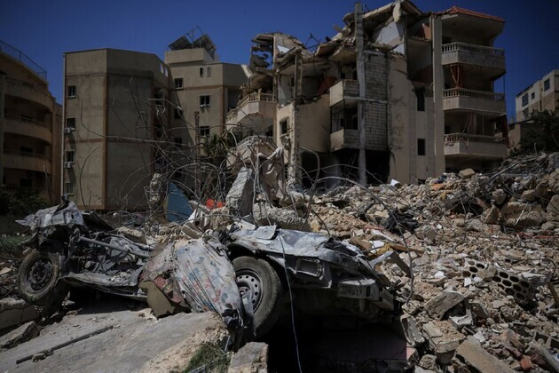 Israel and Lebanon agree to implement ceasefire, contingent on Hezbollah actions