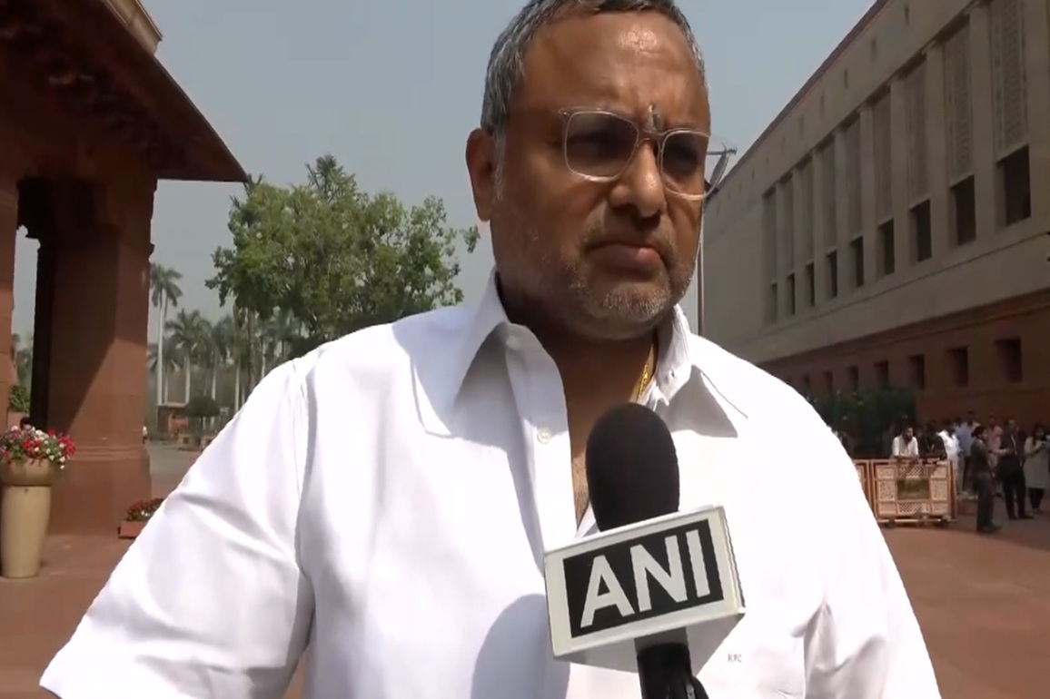 India should develop multiple supply chains: Congress MP on LPG shortage