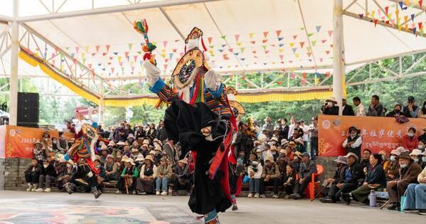 Innovation breathes new life into ancient cultural heritage in SW China's Xizang