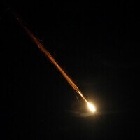 Iranian missile with "cluster bomb warhead" targets central Israel