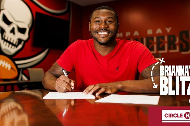 Free Agency Tour of the NFC South | Brianna&#039;s Blitz
