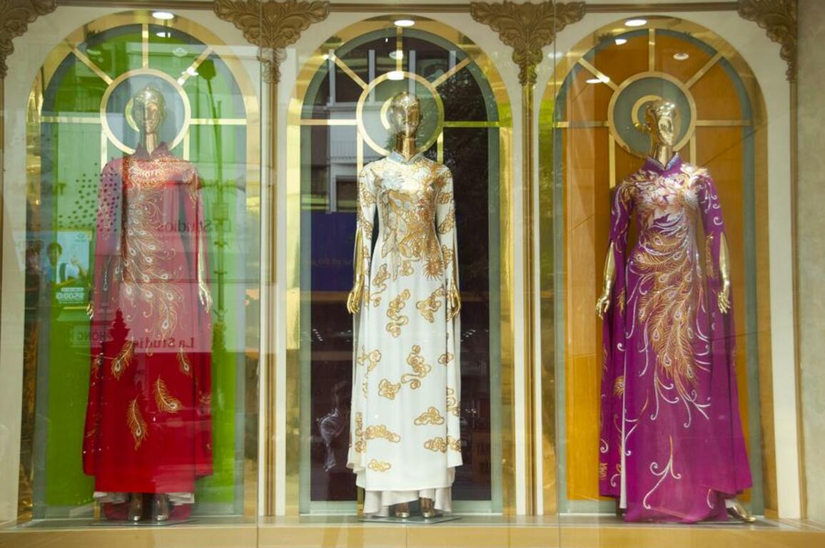 Vietnam's traditional tailoring village weaves cultural heritage into economic growth